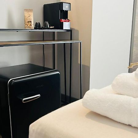 Hotel Palazzo Gatto Bianco Bari Zewnętrze zdjęcie
