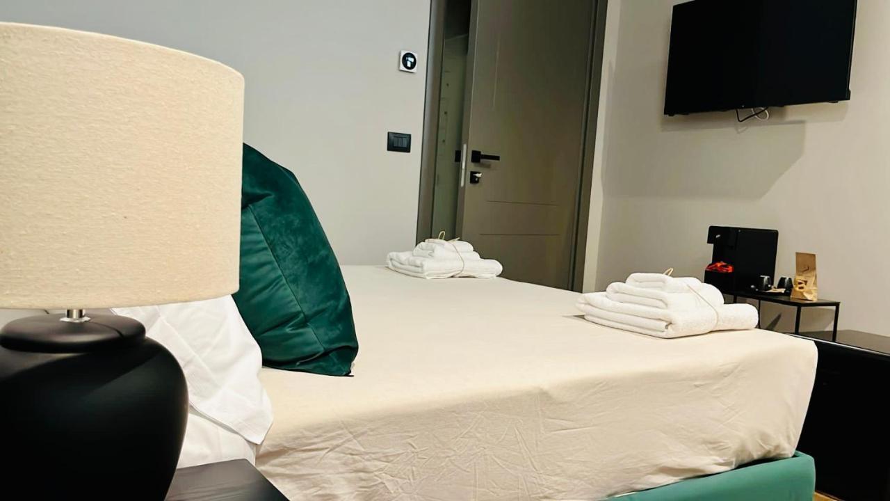 Hotel Palazzo Gatto Bianco Bari Zewnętrze zdjęcie